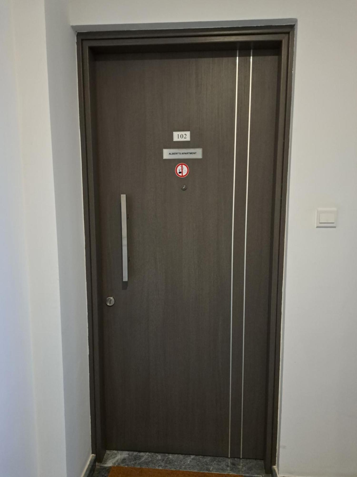 Albert'S Apartment St Lazarus 402 B - First Floor لارنكا المظهر الخارجي الصورة