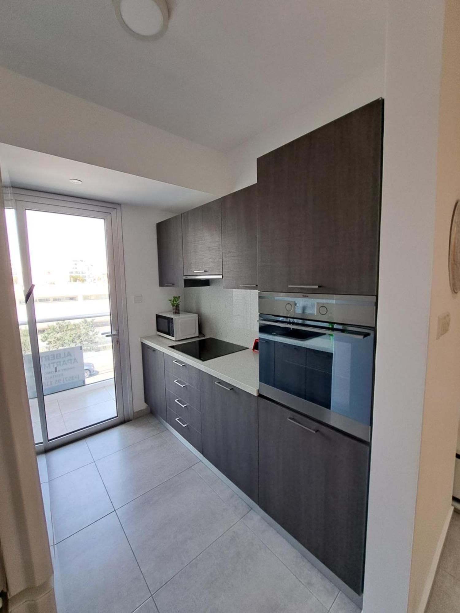 Albert'S Apartment St Lazarus 402 B - First Floor لارنكا المظهر الخارجي الصورة