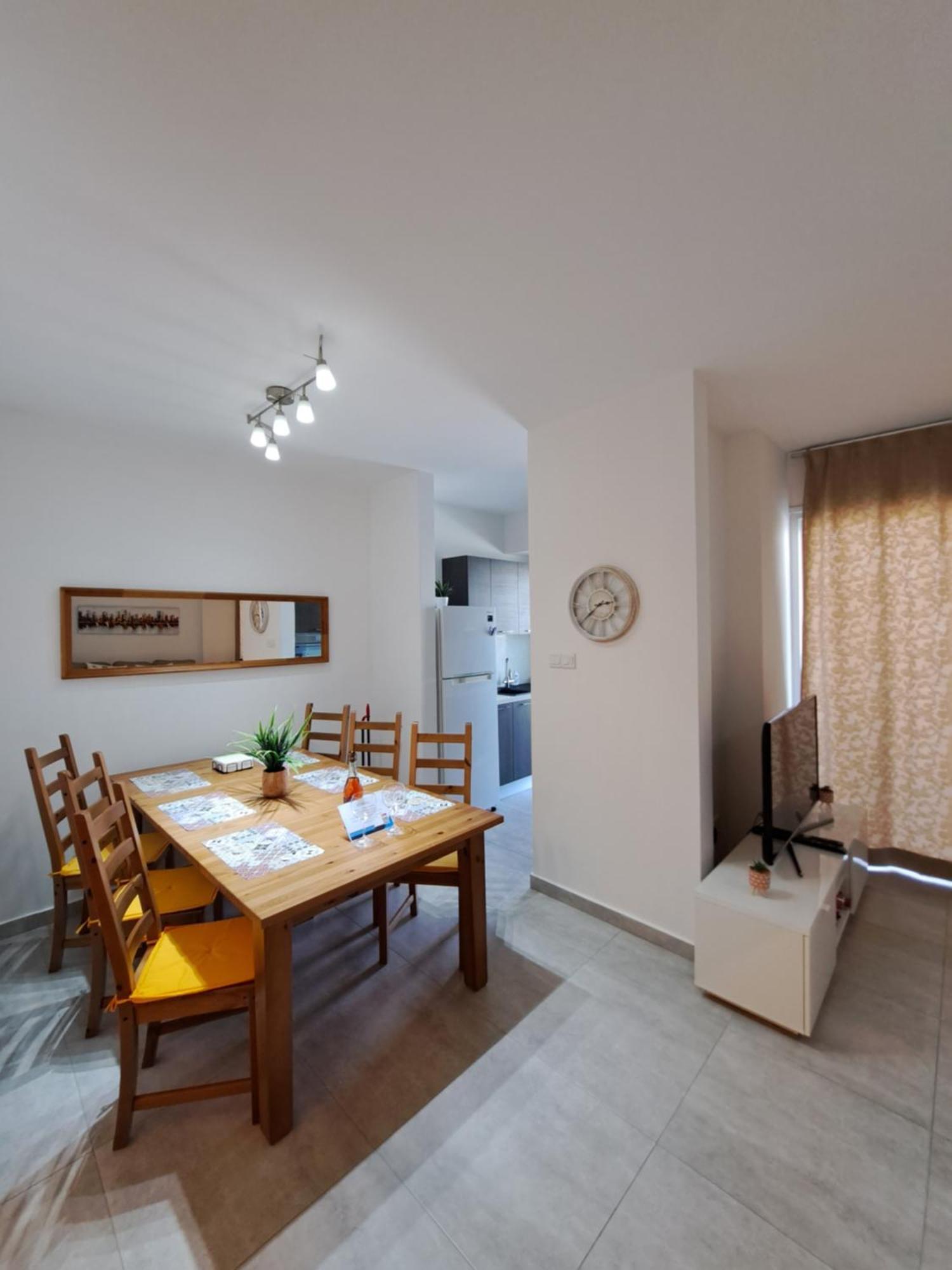 Albert'S Apartment St Lazarus 402 B - First Floor لارنكا المظهر الخارجي الصورة