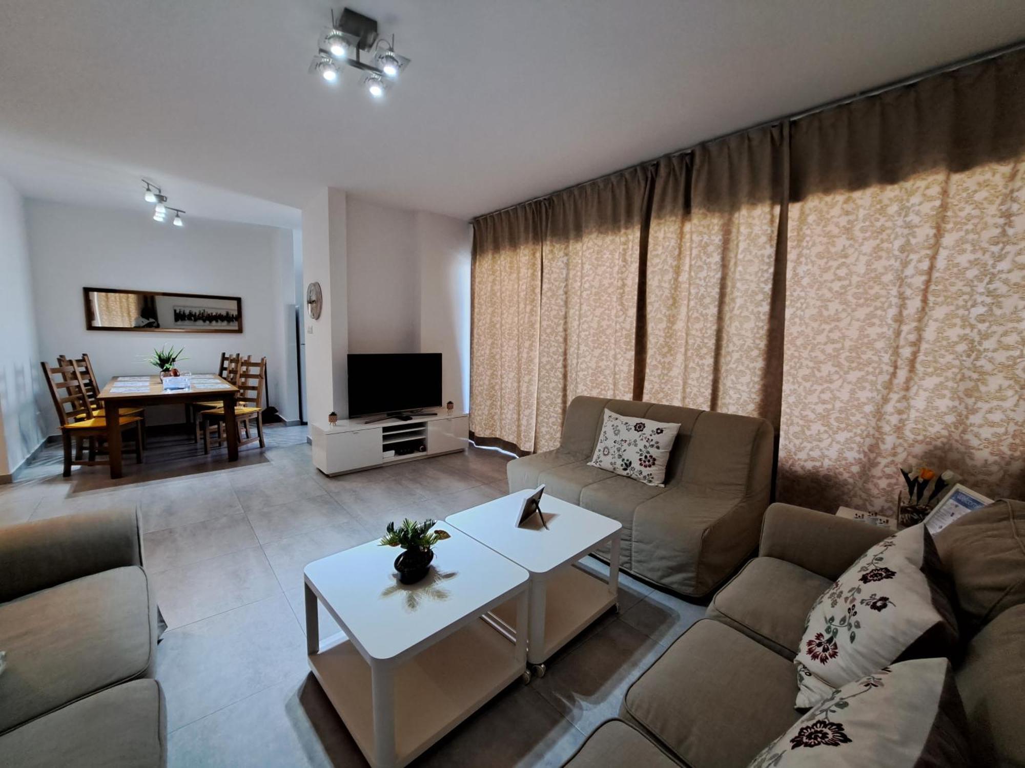 Albert'S Apartment St Lazarus 402 B - First Floor لارنكا المظهر الخارجي الصورة