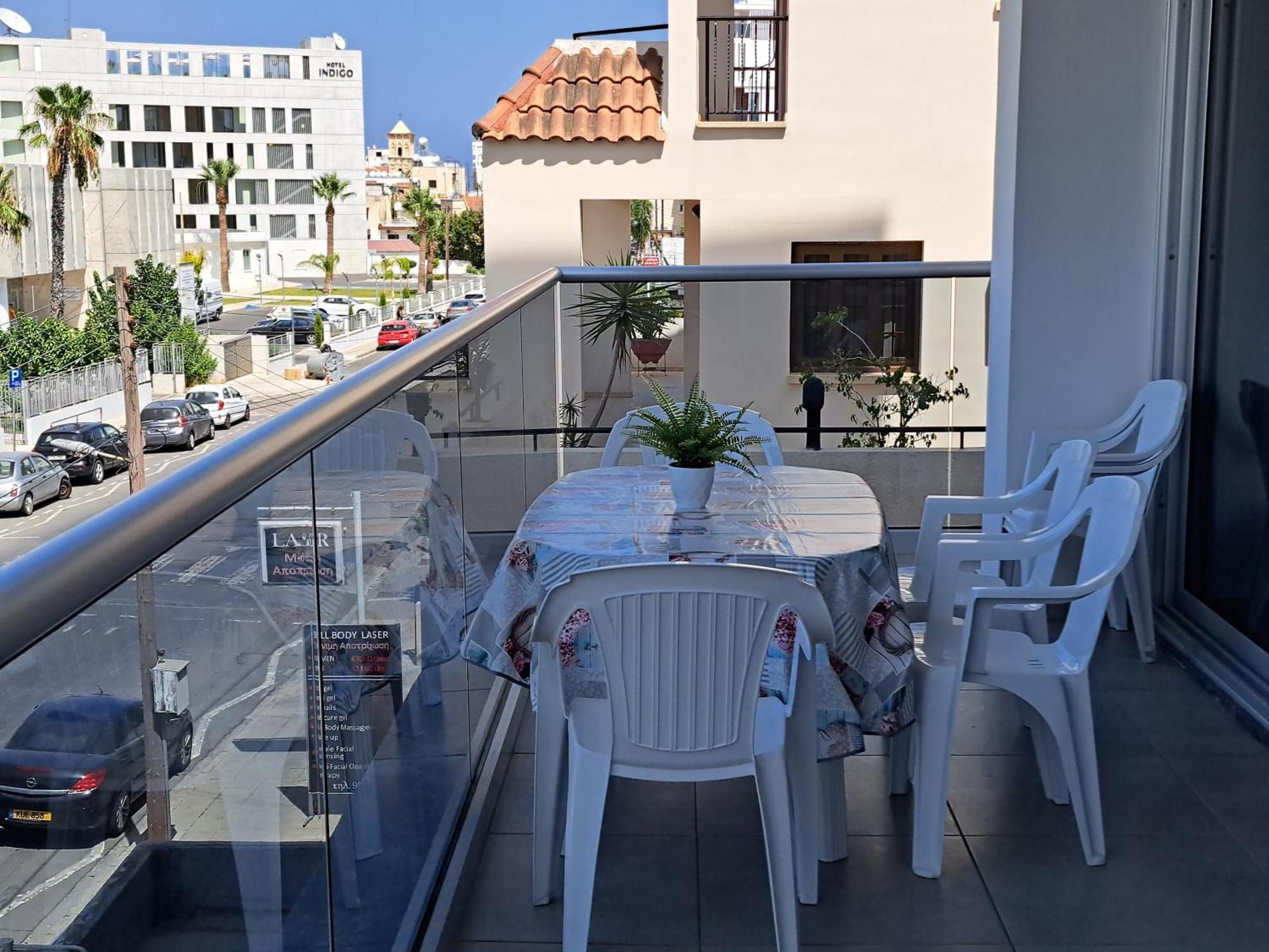 Albert'S Apartment St Lazarus 402 B - First Floor لارنكا المظهر الخارجي الصورة